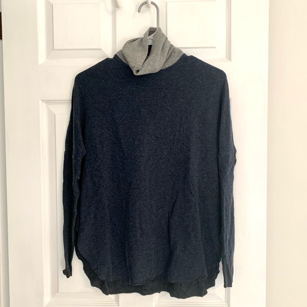 Kit and Ace Turtleneck sweater - Size 0